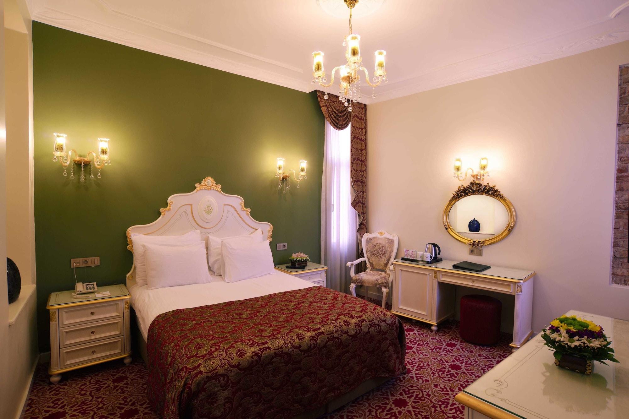 By Murat Crown Hotel Taksim Istanbul Exterior photo