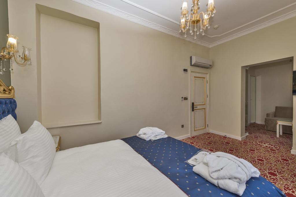 By Murat Crown Hotel Taksim Istanbul Exterior photo