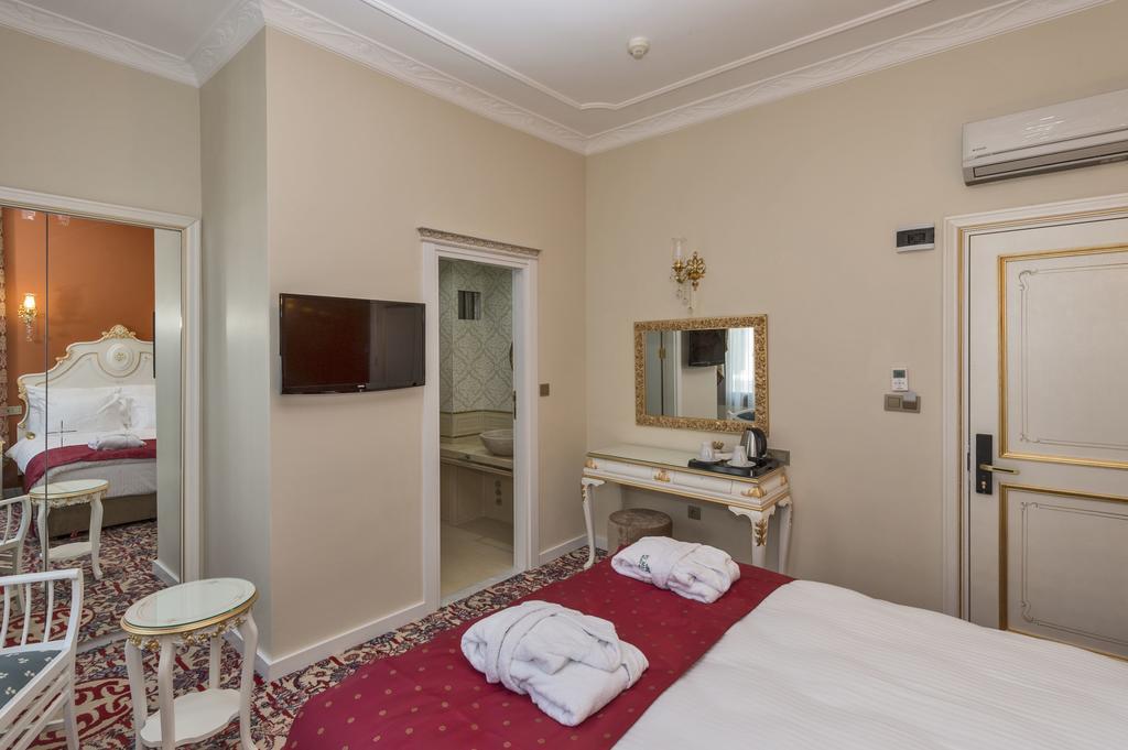 By Murat Crown Hotel Taksim Istanbul Exterior photo