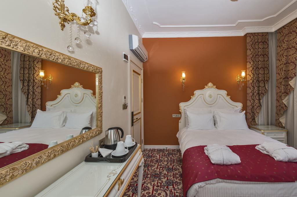 By Murat Crown Hotel Taksim Istanbul Exterior photo