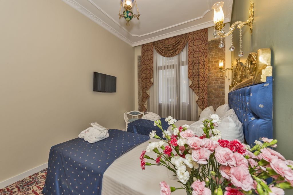 By Murat Crown Hotel Taksim Istanbul Exterior photo